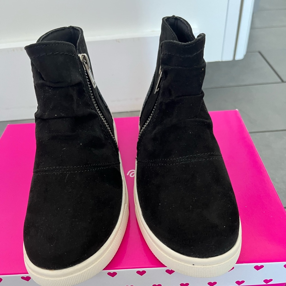 Girls ankle boots